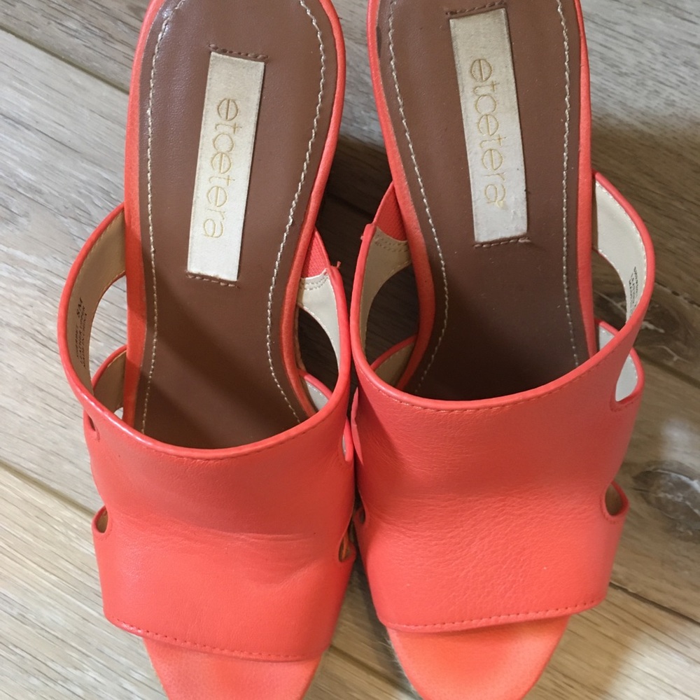 Shoes - Picture 2 of 7